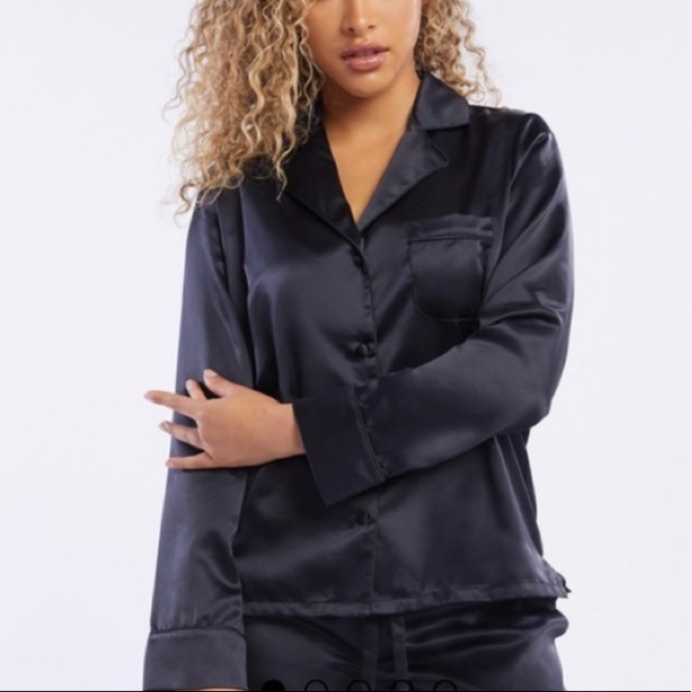 Savage x Fenty SATIN PAJAMA TOP (black/caviar)